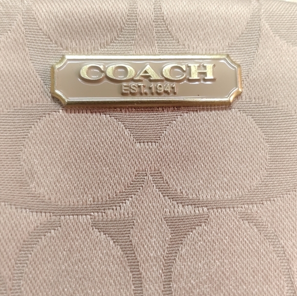 Coach Makeup Bag - Picture 2 of 4